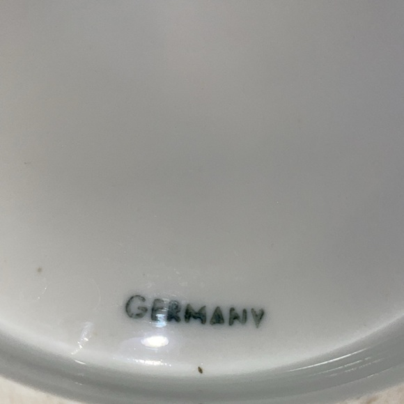 ANTIQUE MEISSEN BOWL  Mid 20th Century hand painted Made in Germany - Picture 8 of 10